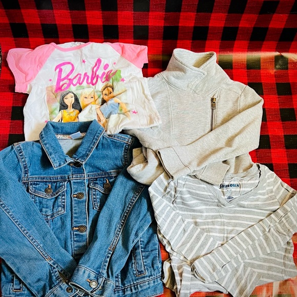 Lot of 37 size 5 girls clothes - Picture 6 of 9